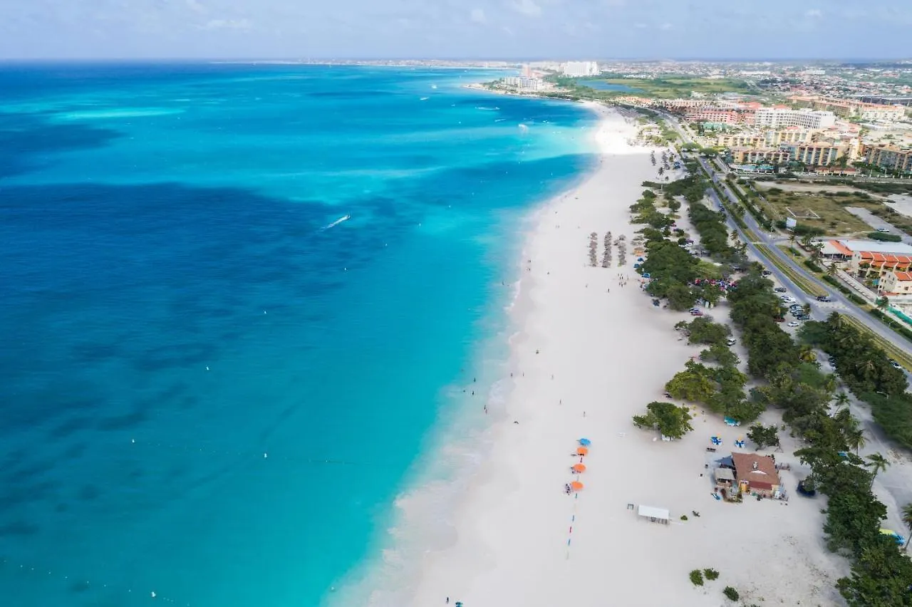 Esmeralda 126 Palm Beach 0*,  Aruba